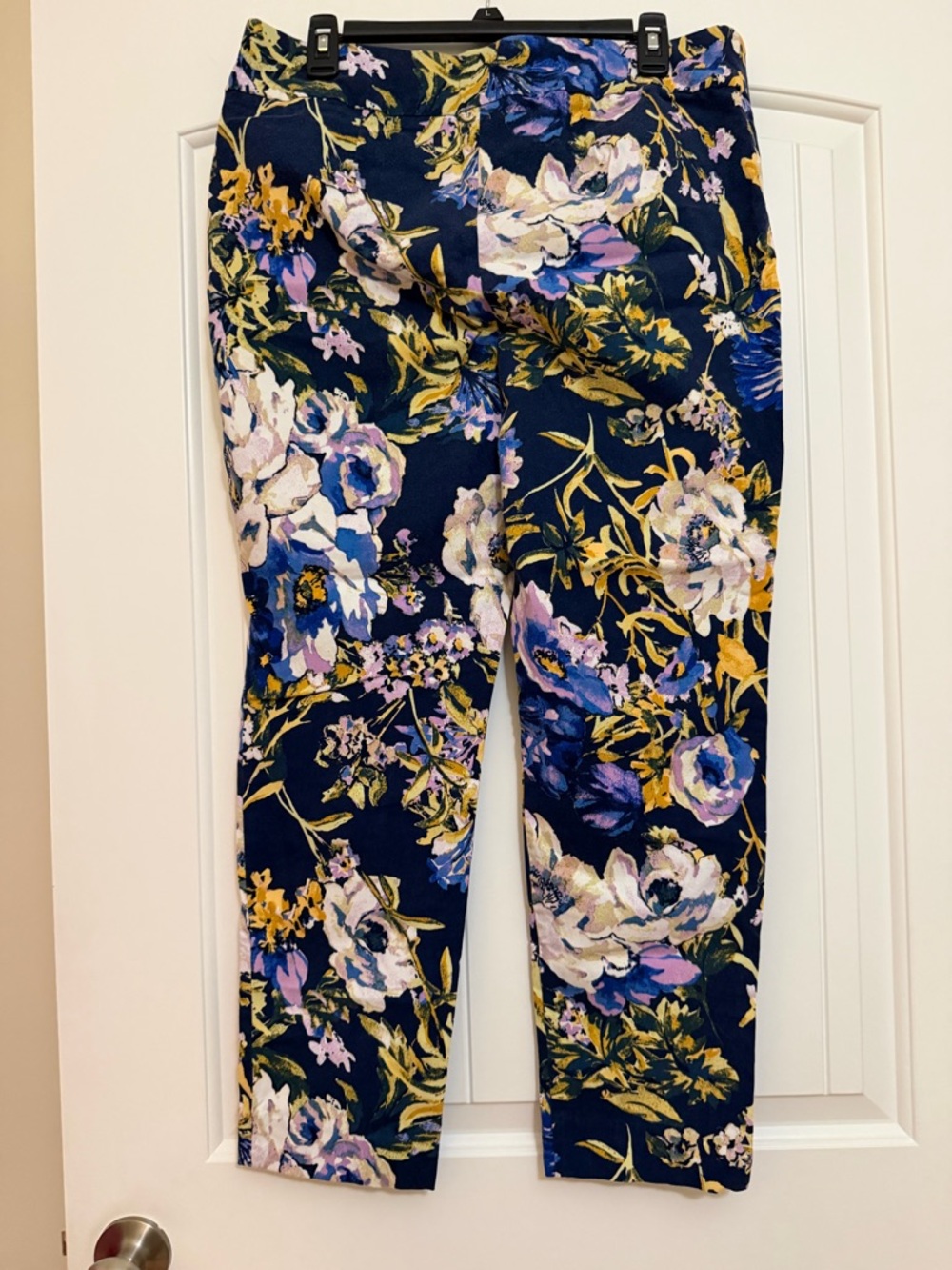 Chico's So Slimming Floral & Navy Ankle Pants Purple/White/yellow Sz 2.5